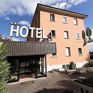 hotel-la-pioppa.emilia-romagnahotels.net/